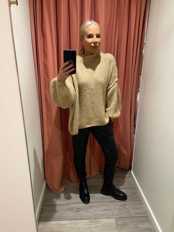 TEDDY TURTLE NECK JUMPER - Image 2