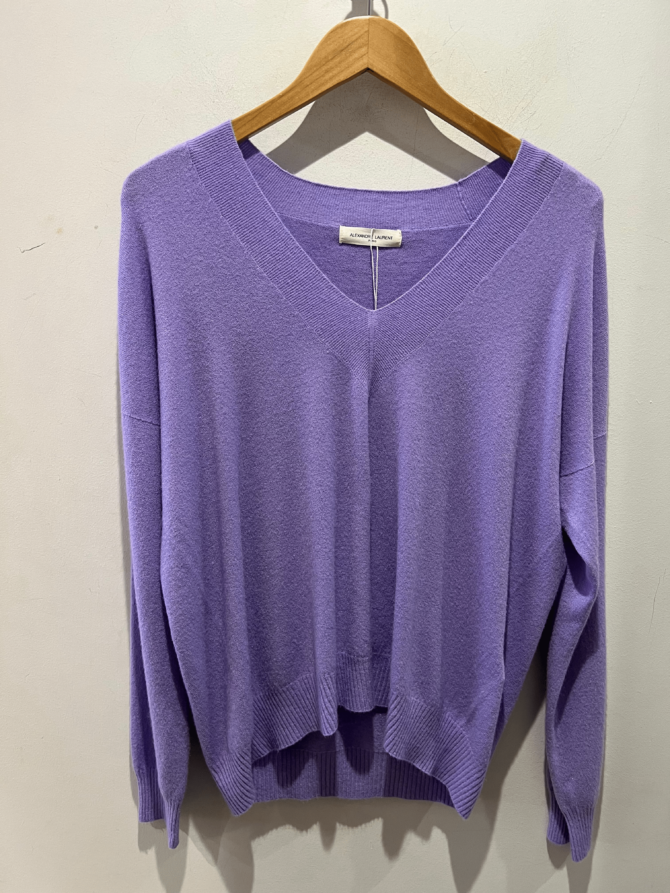 D8842 KNIT