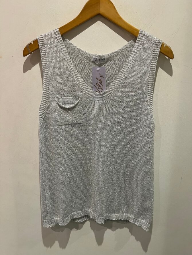 22103 KNITTED VEST